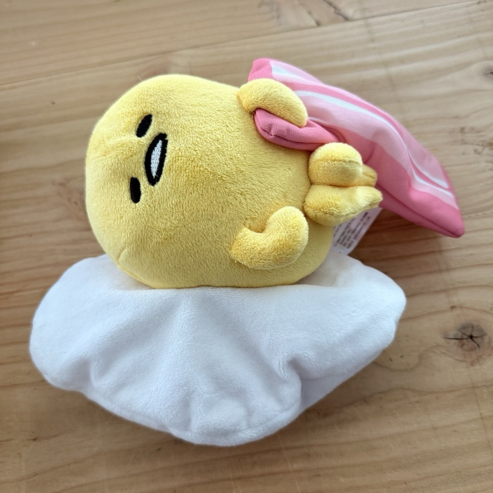Sanrio Gudetama‎ Lazy Egg Plush Bacon Blanket Cloud 9 Inch
